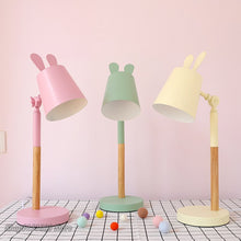 Cargar imagen en el visor de la galería, BUNNY PASTEL - LÁMPARA DE MESA
