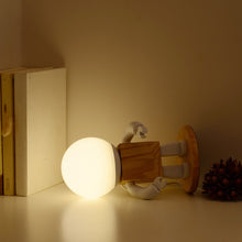 Load image into Gallery viewer, CUTE ROBOT - DECO LAMP
