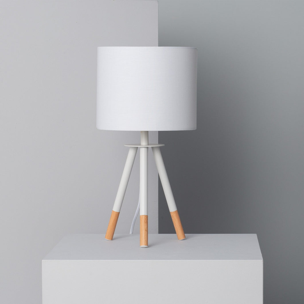 KATY - TABLE LAMP IN WHITE OR BLACK