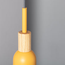 Load image into Gallery viewer, LUCVI - HANGING LAMP IN YELLOW
